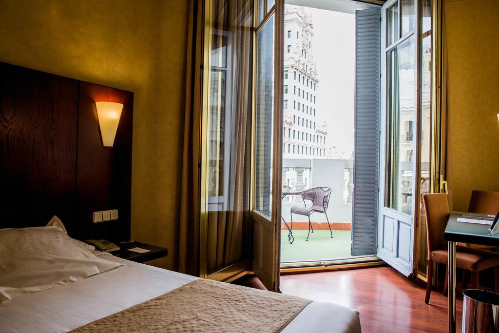 Hotel Arosa Madrid Exterior foto